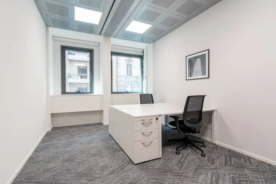 Ruang kantor pribadi untuk 1 orang di Regus Equity Tower