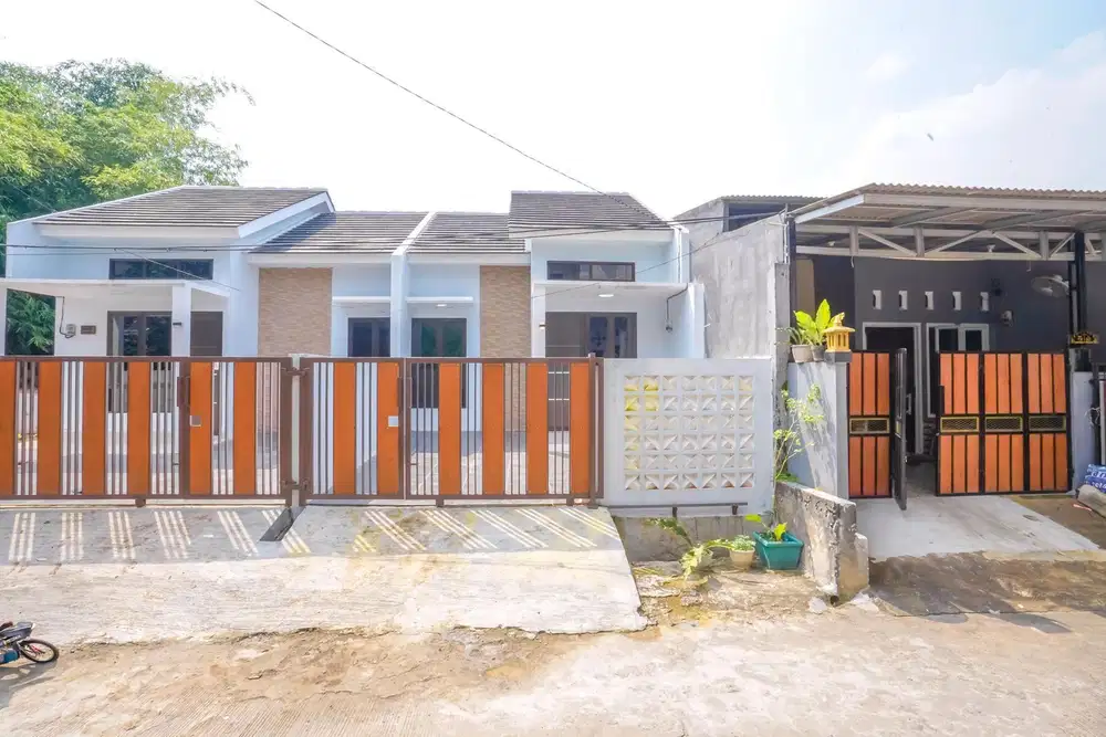 Rumah SHM Strategis dekat  RS Mitra Keluarga Cibubur Siap KPR J-33782