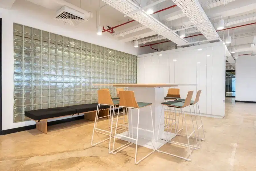 Dapatkan meja khusus di Regus South Quarter