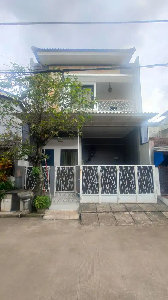 Rumah Seken SHM 15 Menit ke Transpark Mall Bintaro Dibantu KPR J-33479