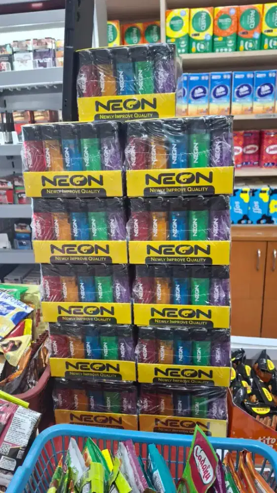 Korek Api / Mancis  Neon,,zaku,,M2000