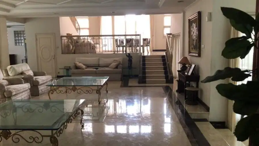 Rumah Mewah Strategis Di Cilandak Gaharu Jakarta Selatan