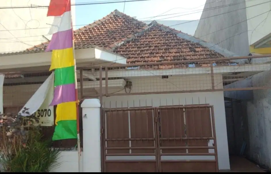 DIJUAL RUMAH DI SENEN ZONA BISNIS
