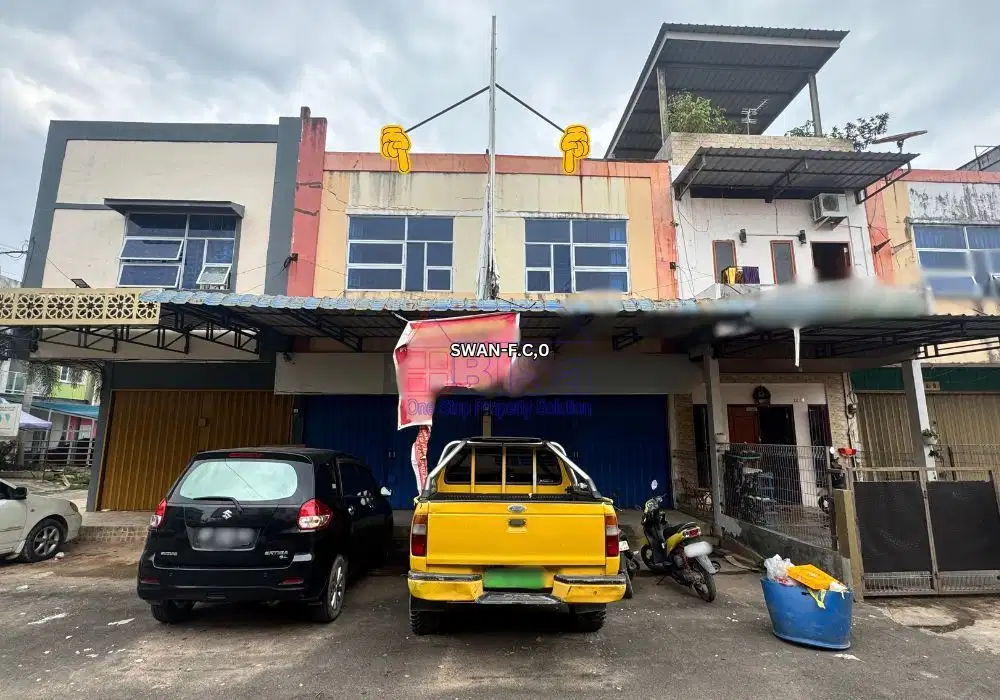 Ruko Gandeng Daerah Ramai di Pertokoan San Fransisco Tembesi