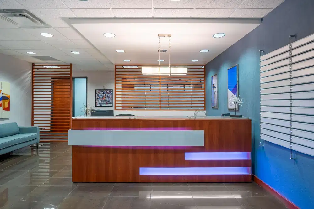 Perluas kehadiran bisnis Anda dengan kantor virtual di HQ Centerum Arcade