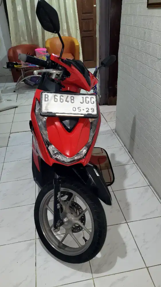 Di jual Honda Beat Merah 2024