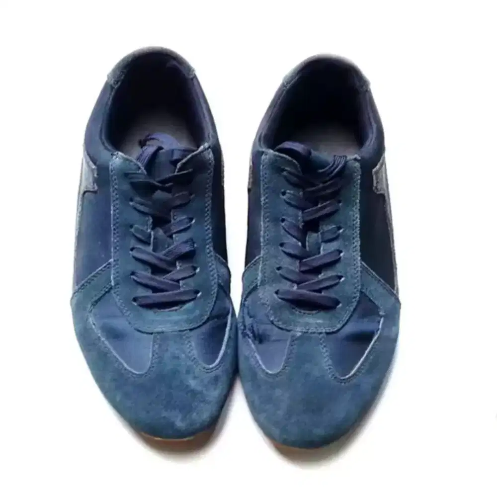 Sepatu Pria Pedro Suede Sneakers (Original)