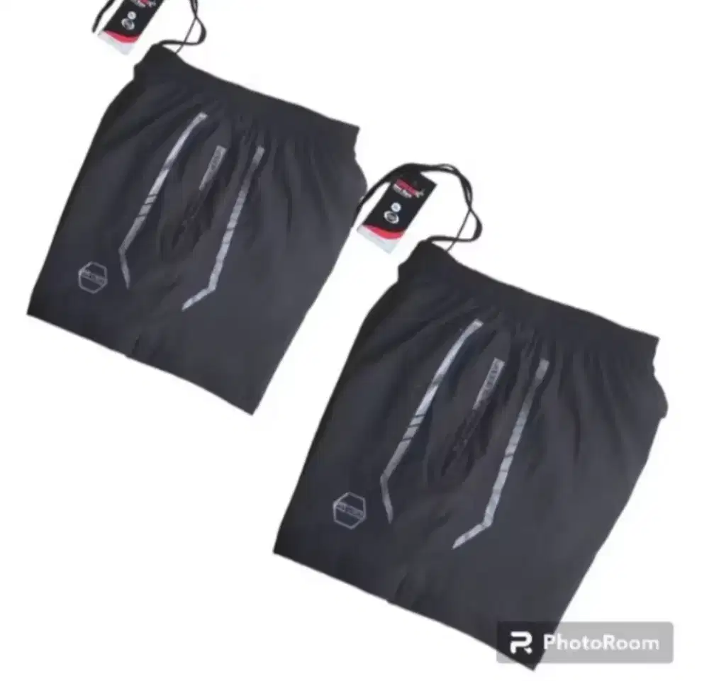 Celana Pendek Atlet Bahan Diadora, Adem & Ringan Size XXL Hitam