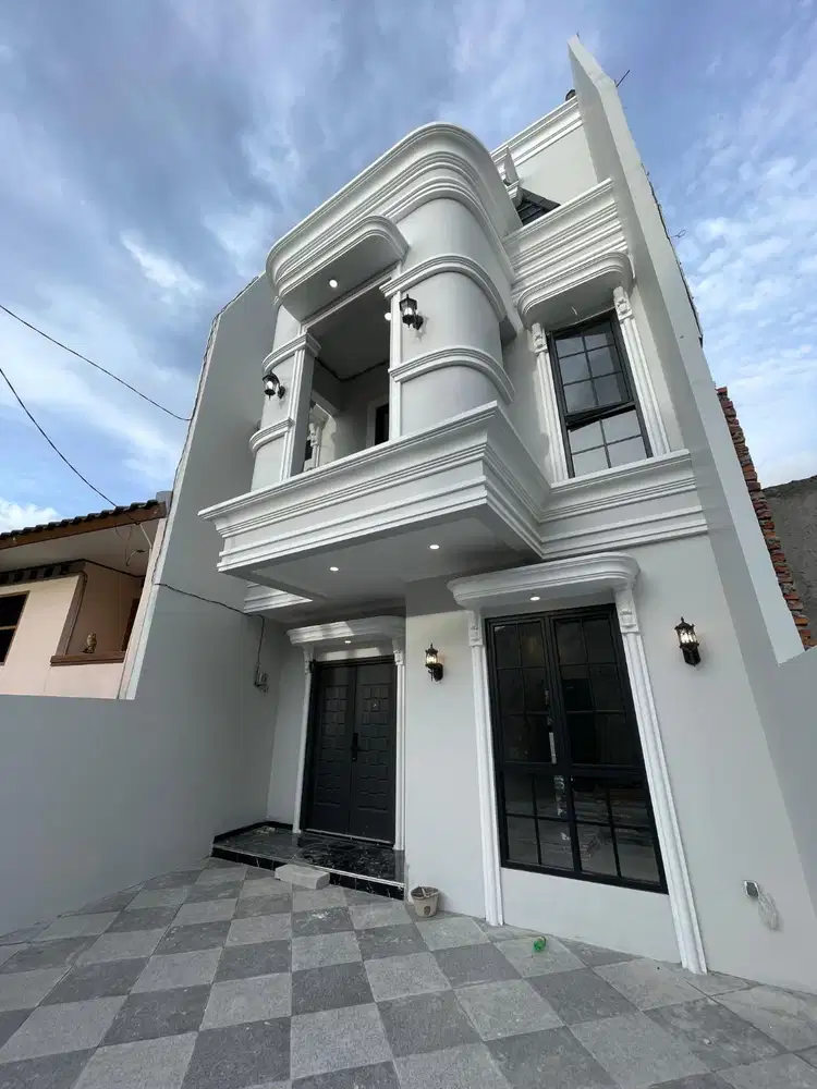 Jual Rumah American Classic Plus Kolam Renang Di Jagakatsa