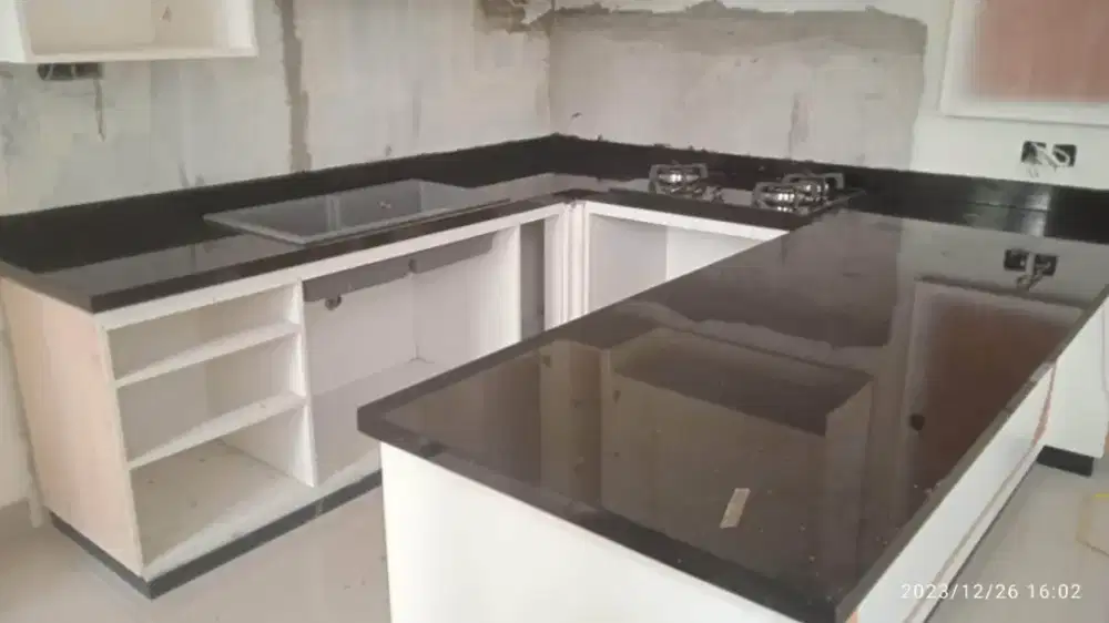 MARMER GRANIT QUADRRA