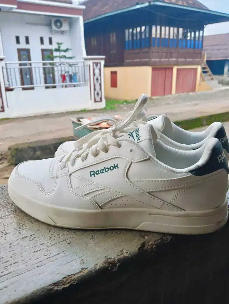Sepatu Reebok original