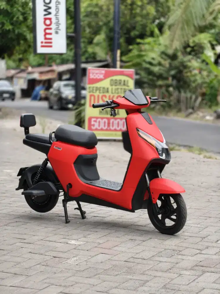 SEPEDA LISTRIK DAN PALING LARIS , PROMO FREE HELM