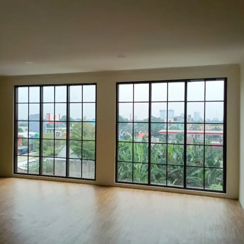 Partisi kaca dan gypsum