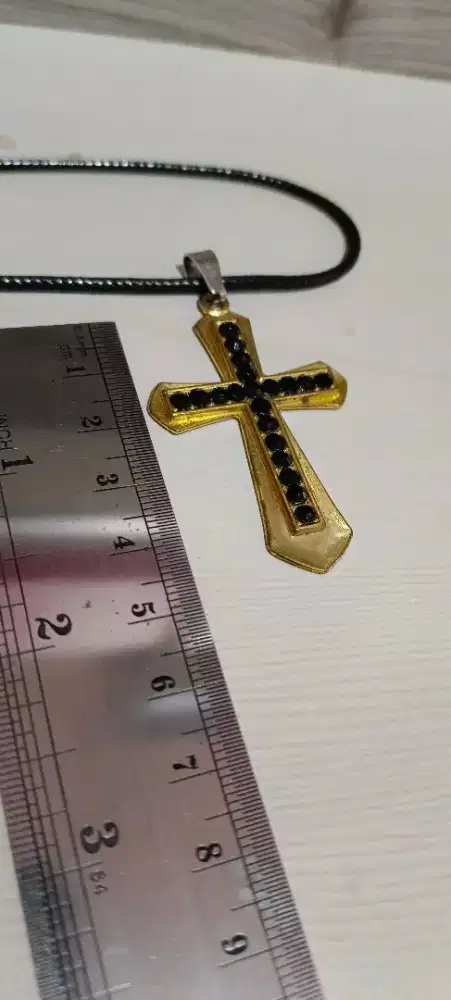 Kalung salib stainless gold anti karat pakai 2x bagus 30k murah