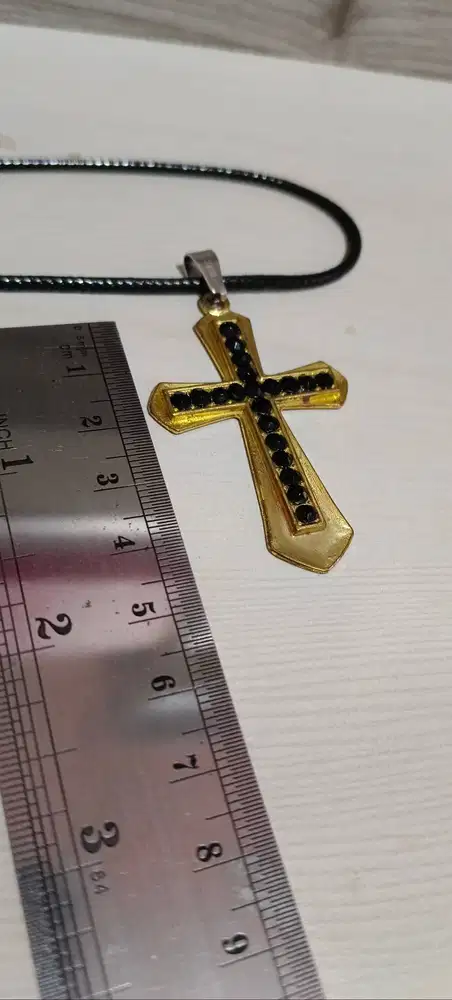 Kalung salib stainless gold anti karat pakai 2x bagus 30k murah