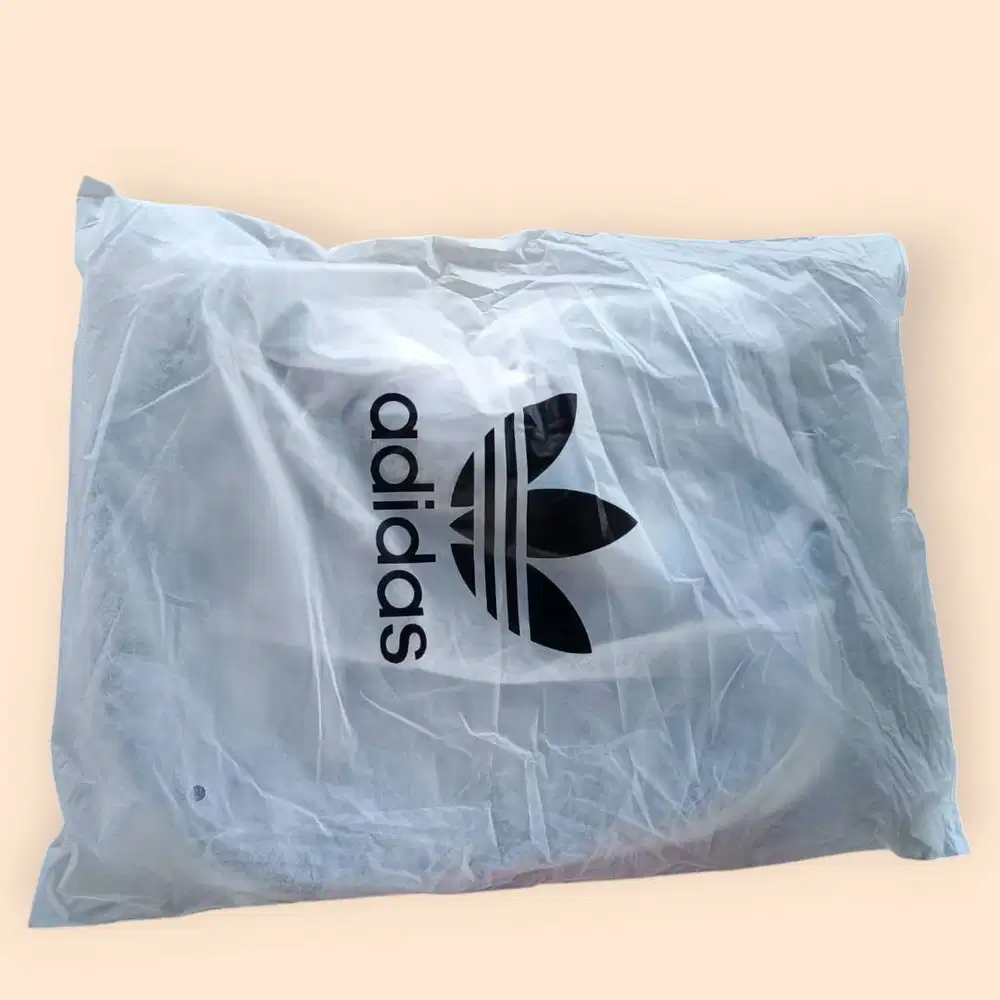 Tas Adidas Serut Hitam