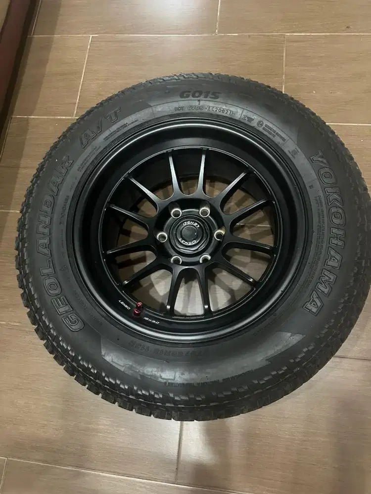 Jual nego velg dan ban plus baut roda buat mobil pajero dan fortuner