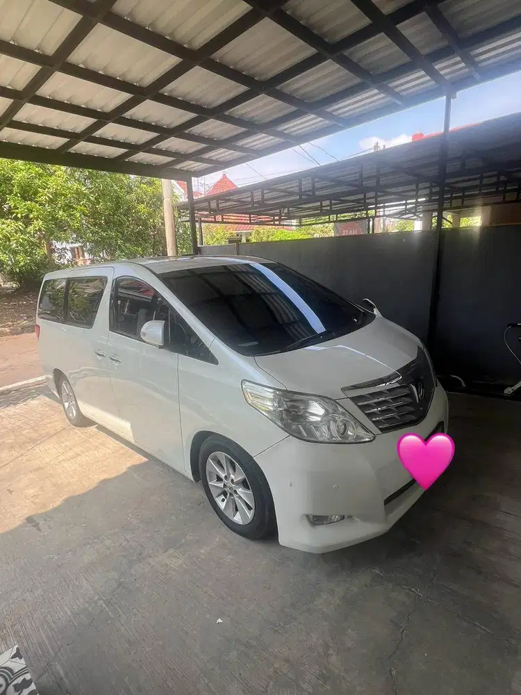 Toyota Alphard Putih CBU Premium Sound