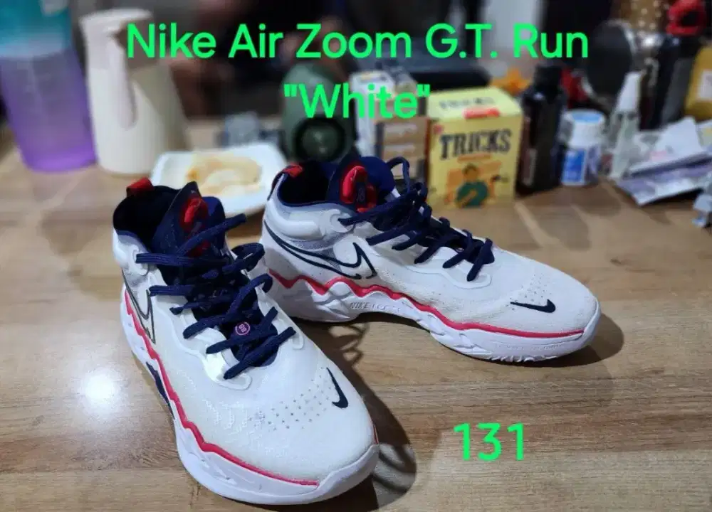 Sepatu Nike Air Zoom G.T. Run White