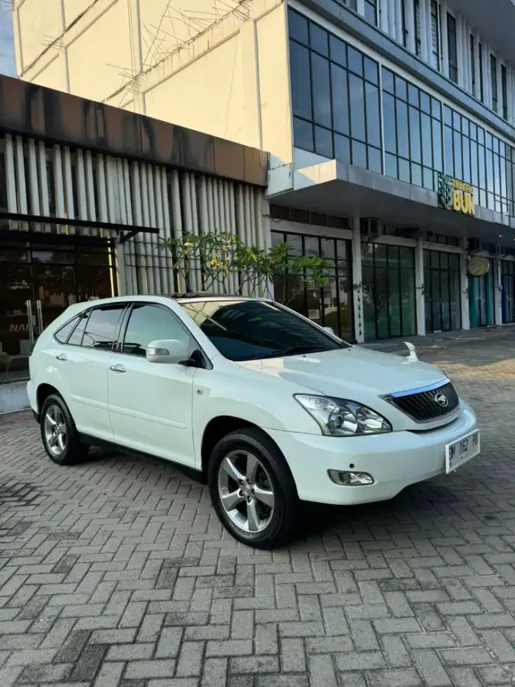 Dijual toyota harier  2.5 at panoramic