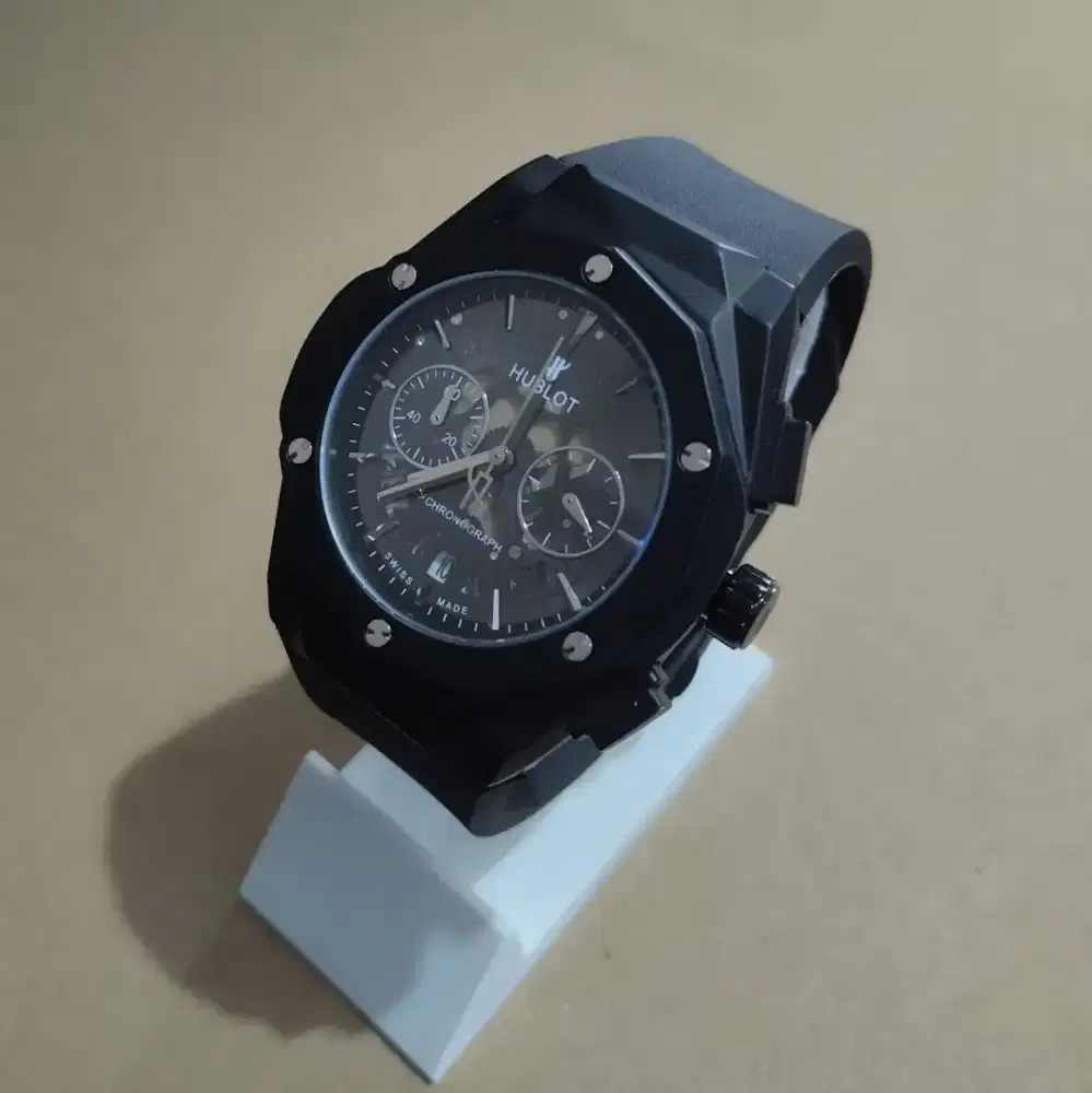 Jam tangan pria rubber