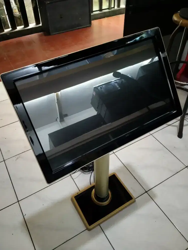 Monitor touchscren 19 inch