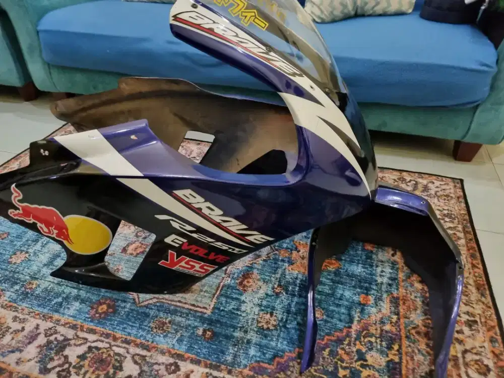 Body Balap Yamaha R25