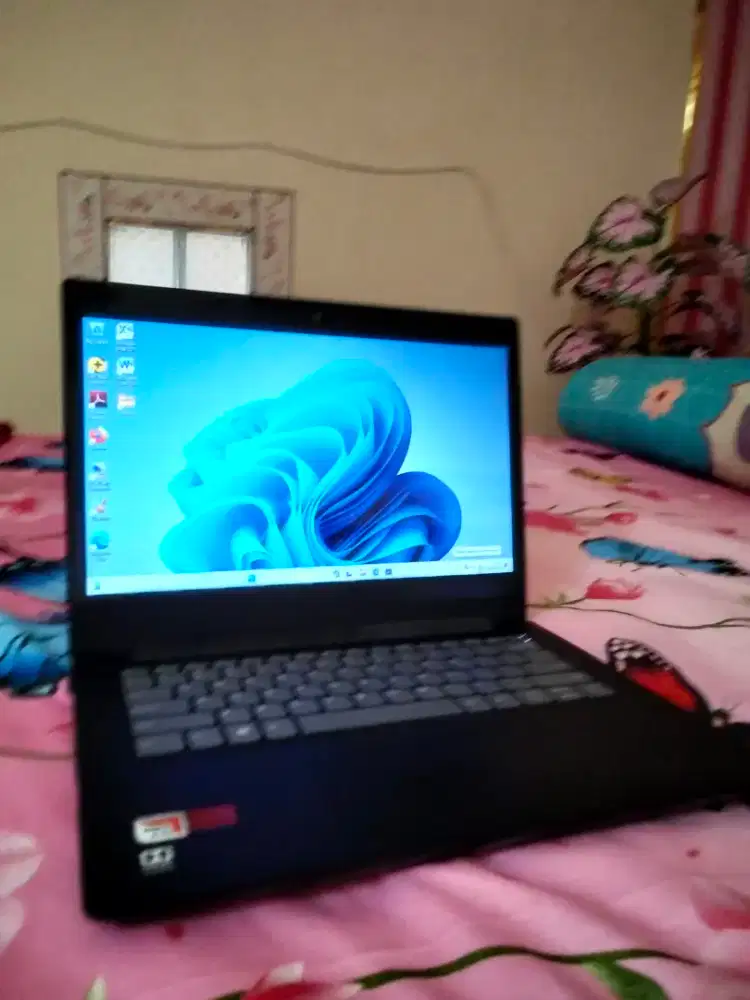 Lqptop Lenovo ideapad v145-14ast
