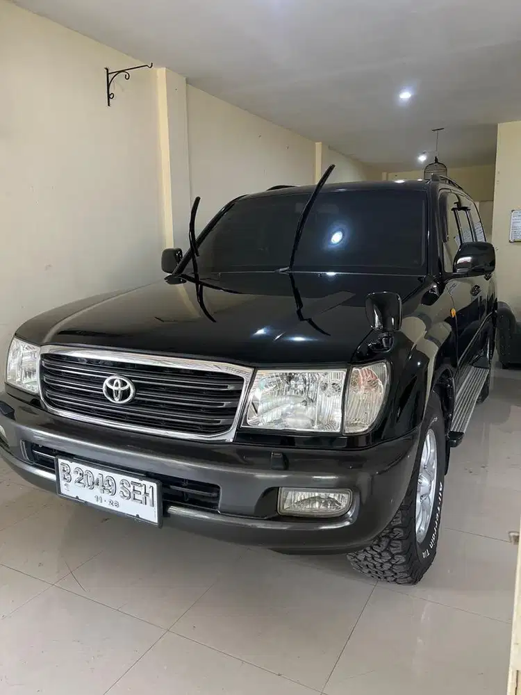 TOYOTA LAND CRUISER VX 4x4 AT tahun 2002