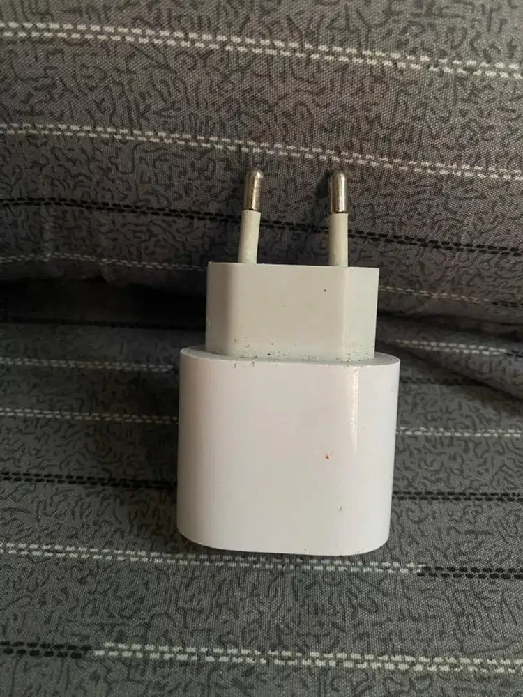 adapter iphone 20W