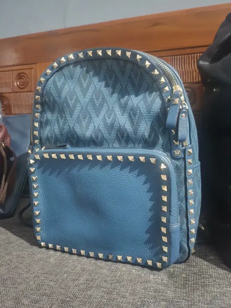 Preloved tas valentino garavani original mulus, furing kulit semua