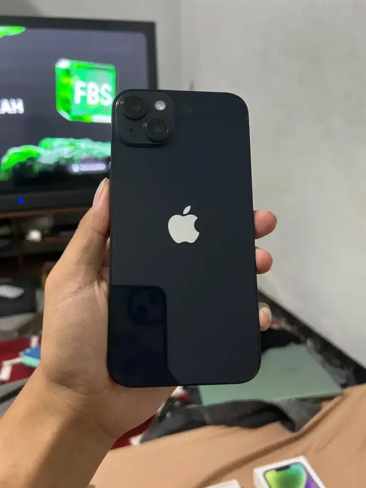 Iphone 14 Plus 256 GB Hitam
