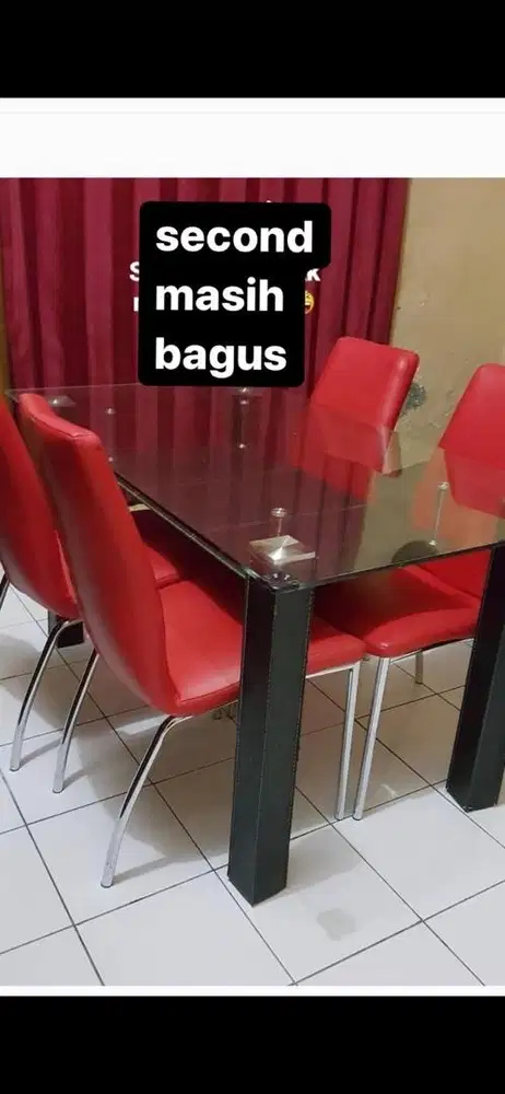 Meja Makan Minimalis 4 Kursi