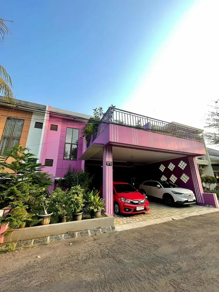 Dijual rumah di pondok bambu town house LT 220/ LB 400