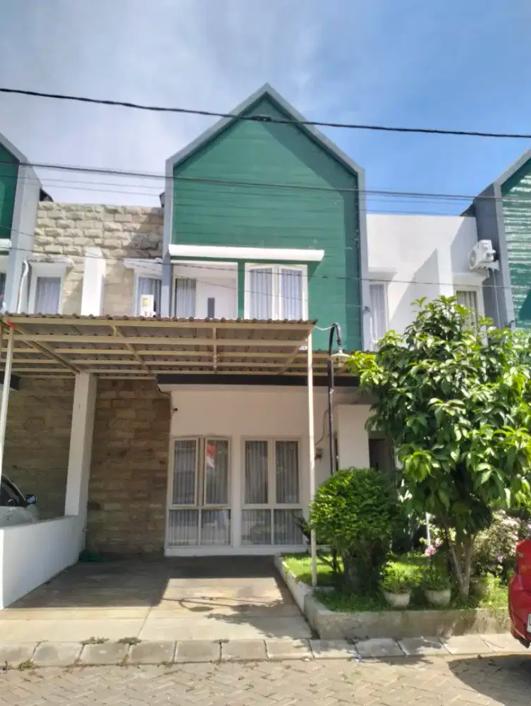 Dijual Cepat Rumah 2 Lantai SHM Siap Huni + Furniture Sidoarjo