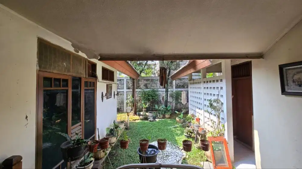 Dijual Rumah Cocok untuk Usaha dan Rumah Kos Griya Loka Raya