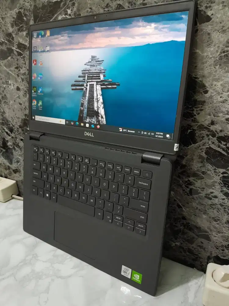 Dell 3410, Core i7 10510U gen10, Ram 16GB, SSD 256GB, Vga nvidia MX230