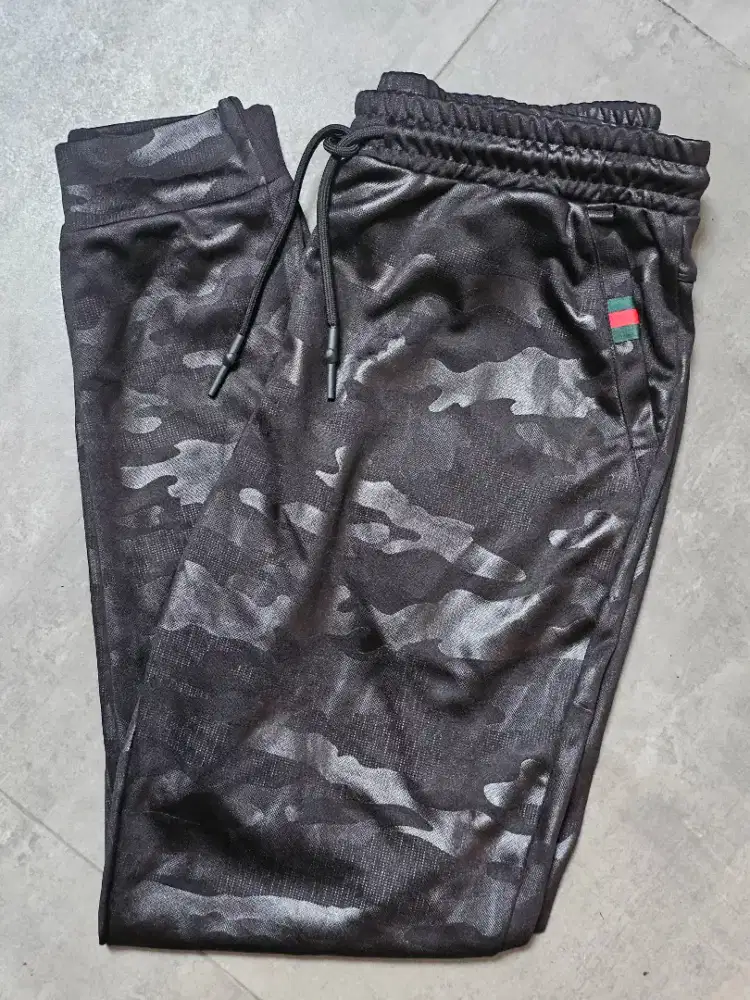 Celana jogger loreng hitam unisex coqok cewek bawahan