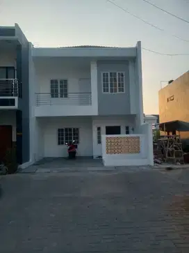 DIJUAL CEPAT RUMAH BRAND NEW 2 LANTAI SHM DEKAT MERCUBUANA JAKBAR