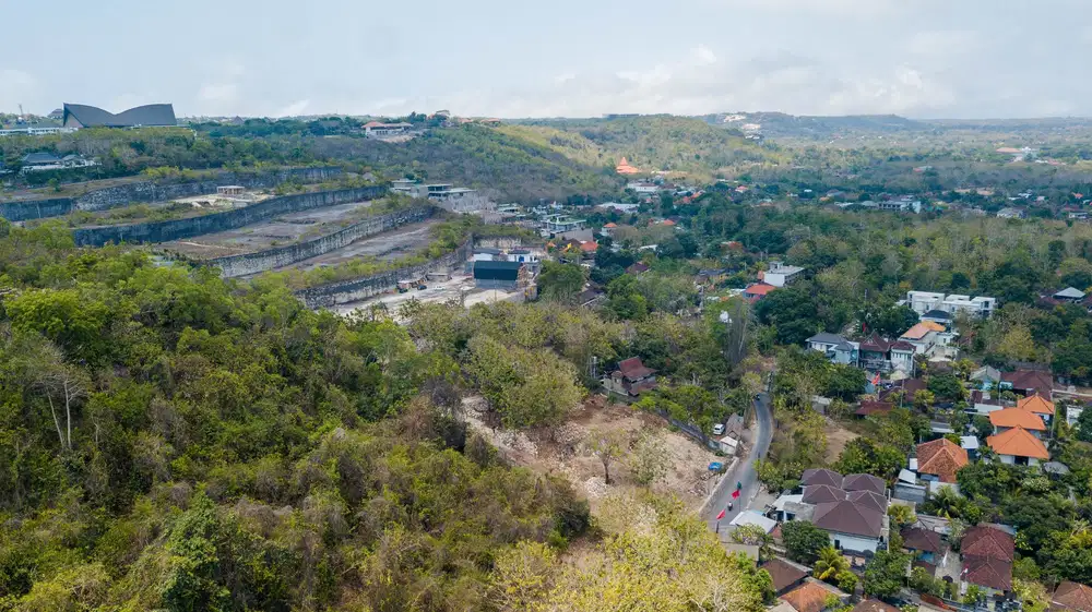 Freehold - Exclusive Balangan Beach Plot - 1000 sqm in Bali's Growing