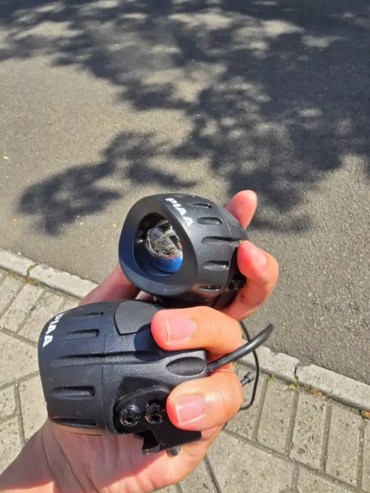 Lampu kabut Fog Lamp PIAA D220R