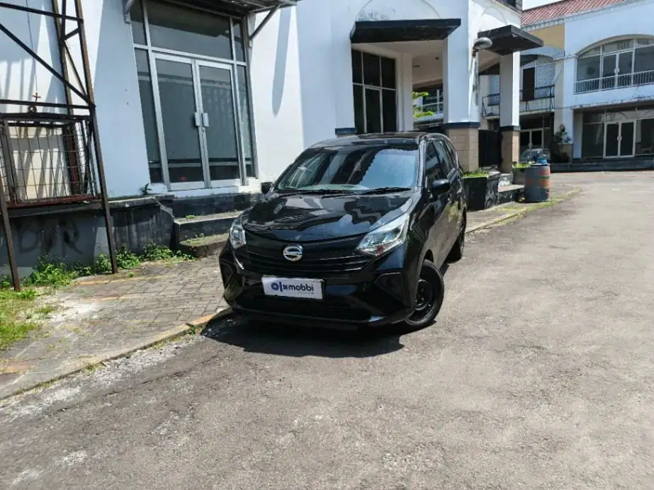 Like New - DAIHATSU SIGRA 1.0 M BENSIN M/T 2024 HITAM