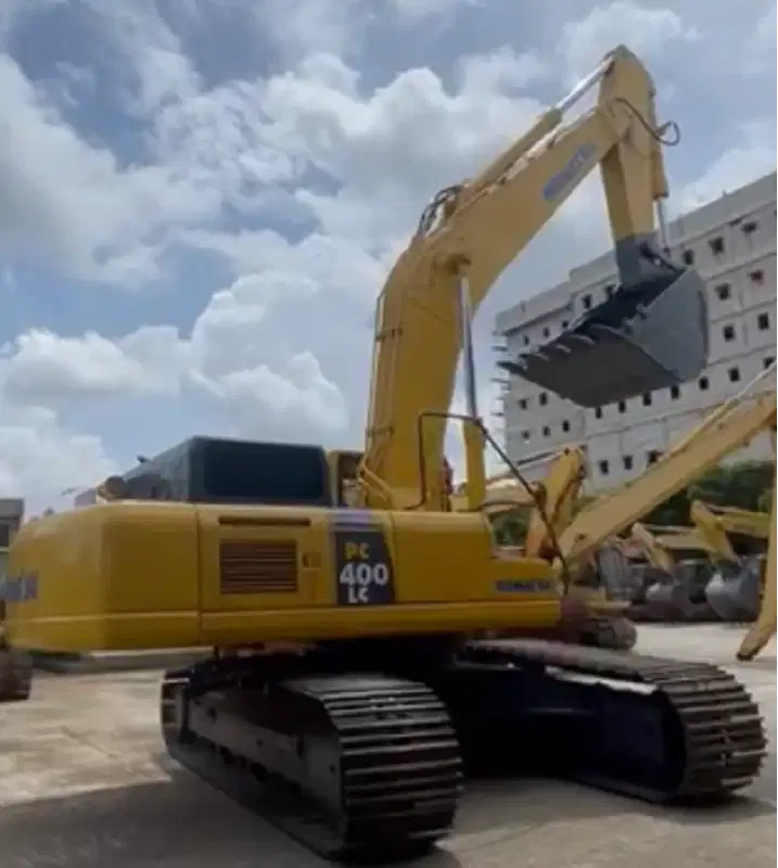 Jual Excavator Komatsu PC400LC-8 Tahun 2011