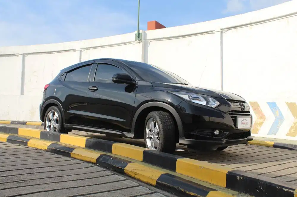 [FLOATING] Honda HRV E CVT 2018 NIK 2017