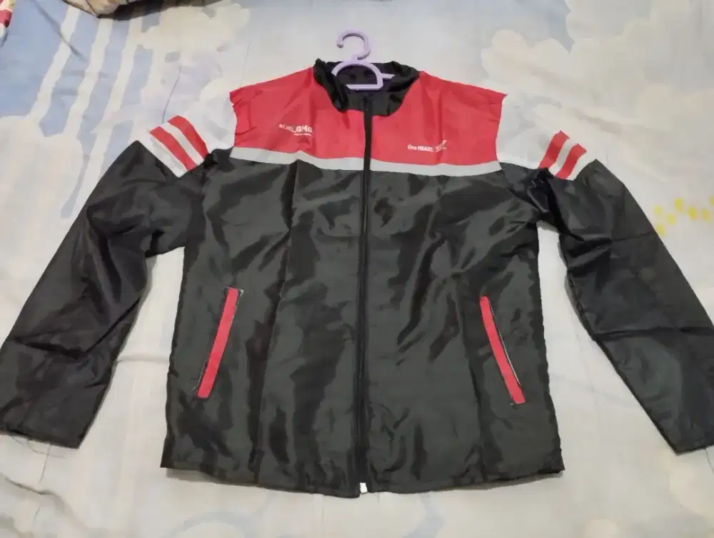 Jaket Honda kondisi baru bagus belum dipakai