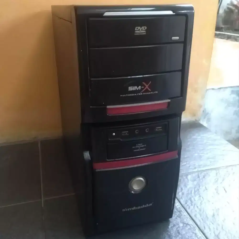 PC Desktop Intel Core i5-2400 • 8GB/1TB