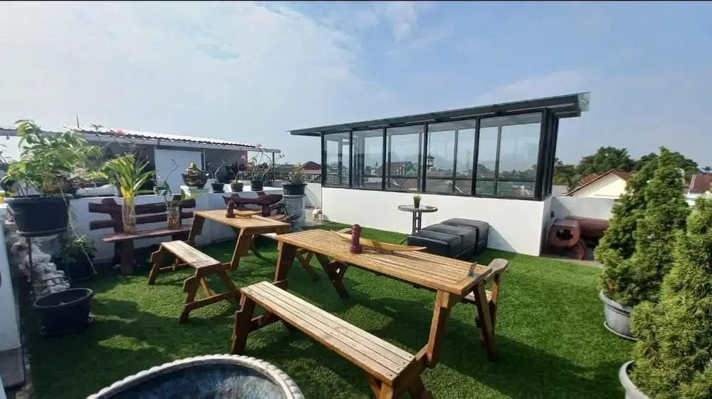 Dijual Rumah ada Rooftop Taman di Pejaten Barat Jakarta Selatan