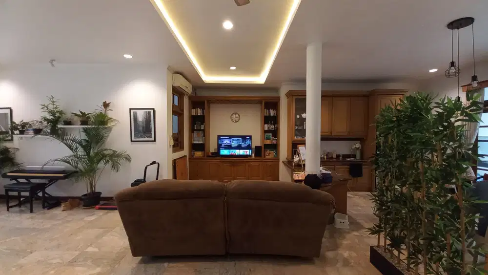 Rumah Siap Huni Dalam komplek Di Cipete Utara