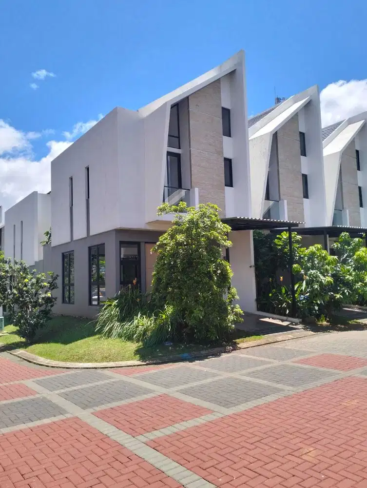 DIJUAL RUMAH DI PROVENCE SUITE BSD CITY (HOOK)