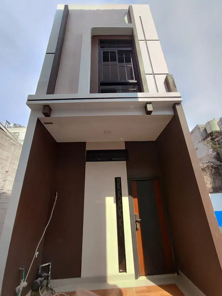 Rumah Ready 2 Lantai 500 jt -an Dekat Dengan Stadion JIS